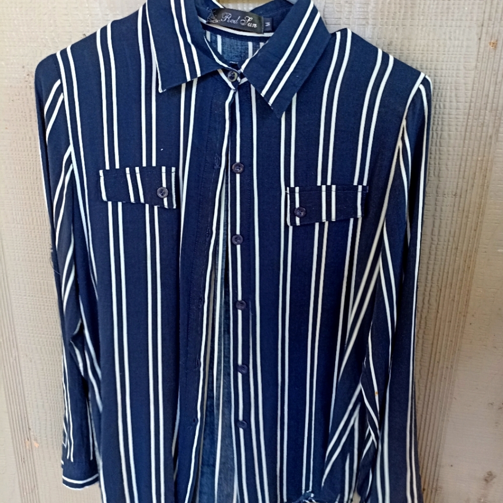 Long sleve button up